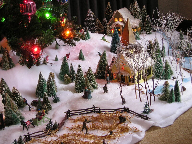 Christmas Village Diorama — White