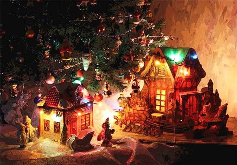 Christmas Village under Tree — Green