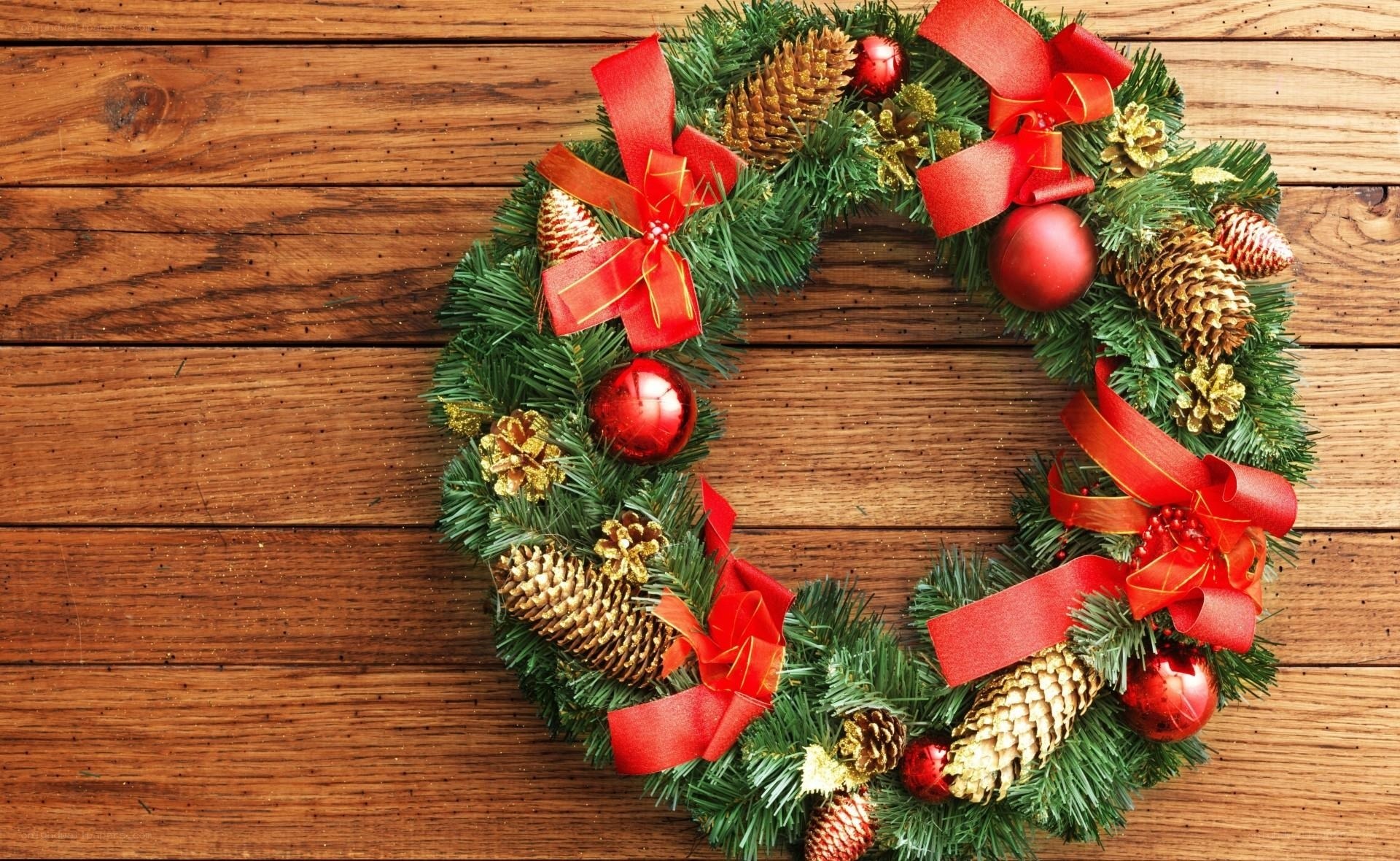 Christmas wreath on wood