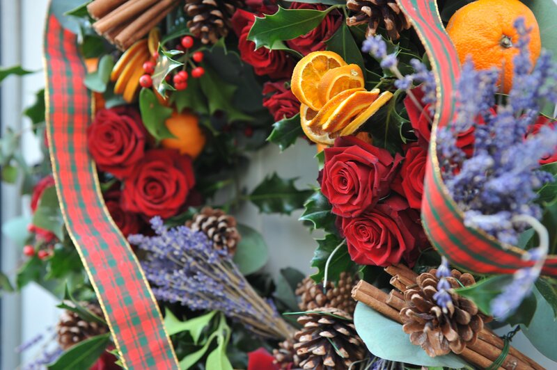Christmas Wreath — Red, Festive