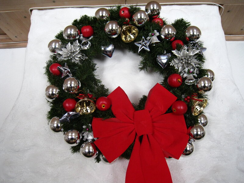 Christmas Wreath with Red Bow — Green, Festive, Winter, Photograph