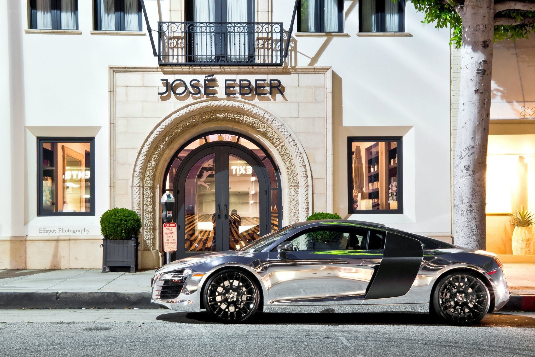 Chrome car outside Jose Eber