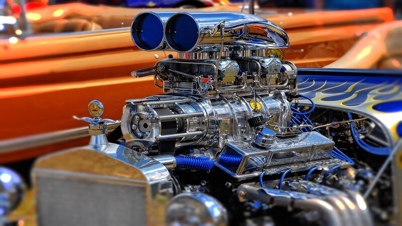 Chrome Engine with Dual Exhaust