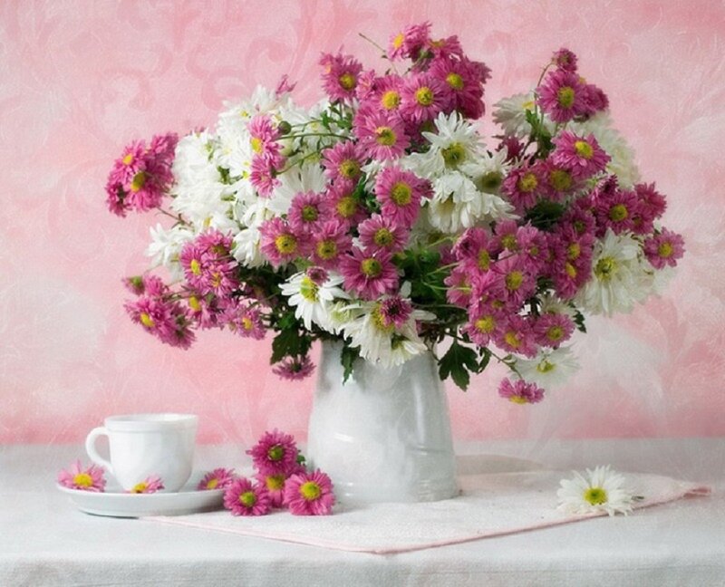 Chrysanthemum Bouquet — Pink, Serene