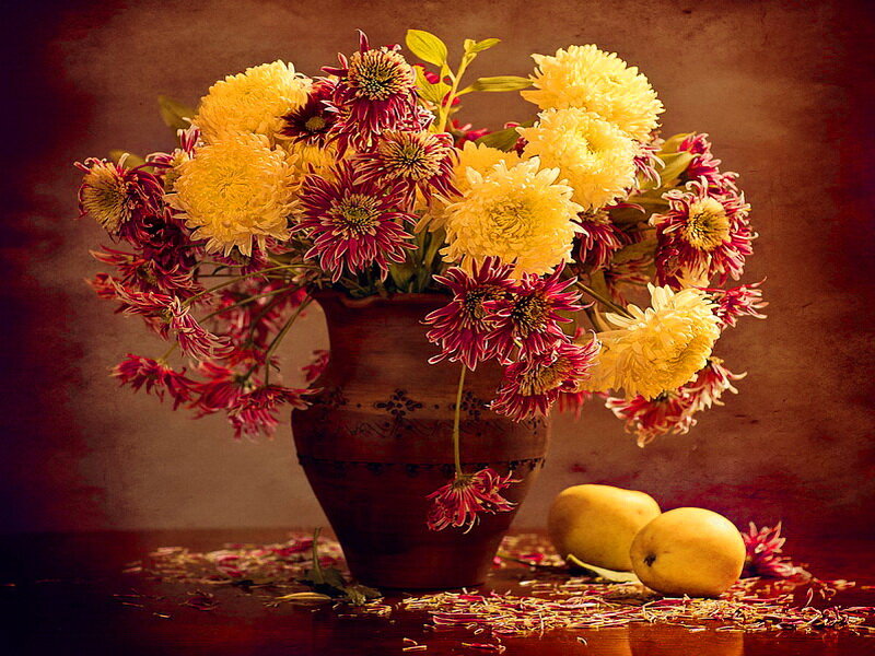 Chrysanthemum Bouquet — Yellow, Dramatic
