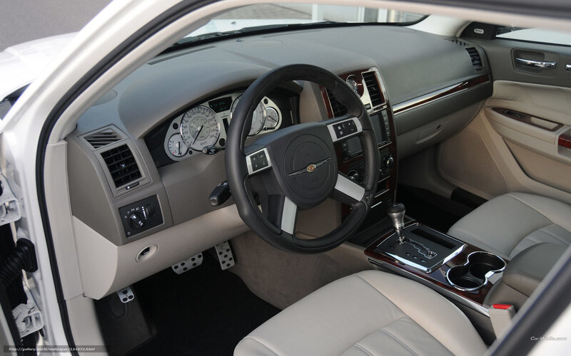Chrysler 300 interior view