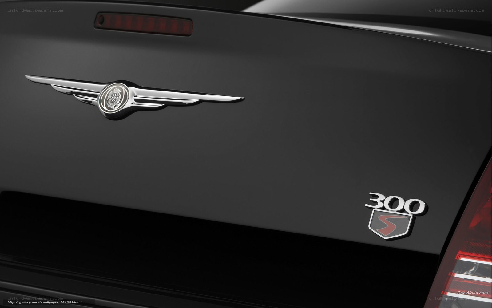 Chrysler 300S rear emblem