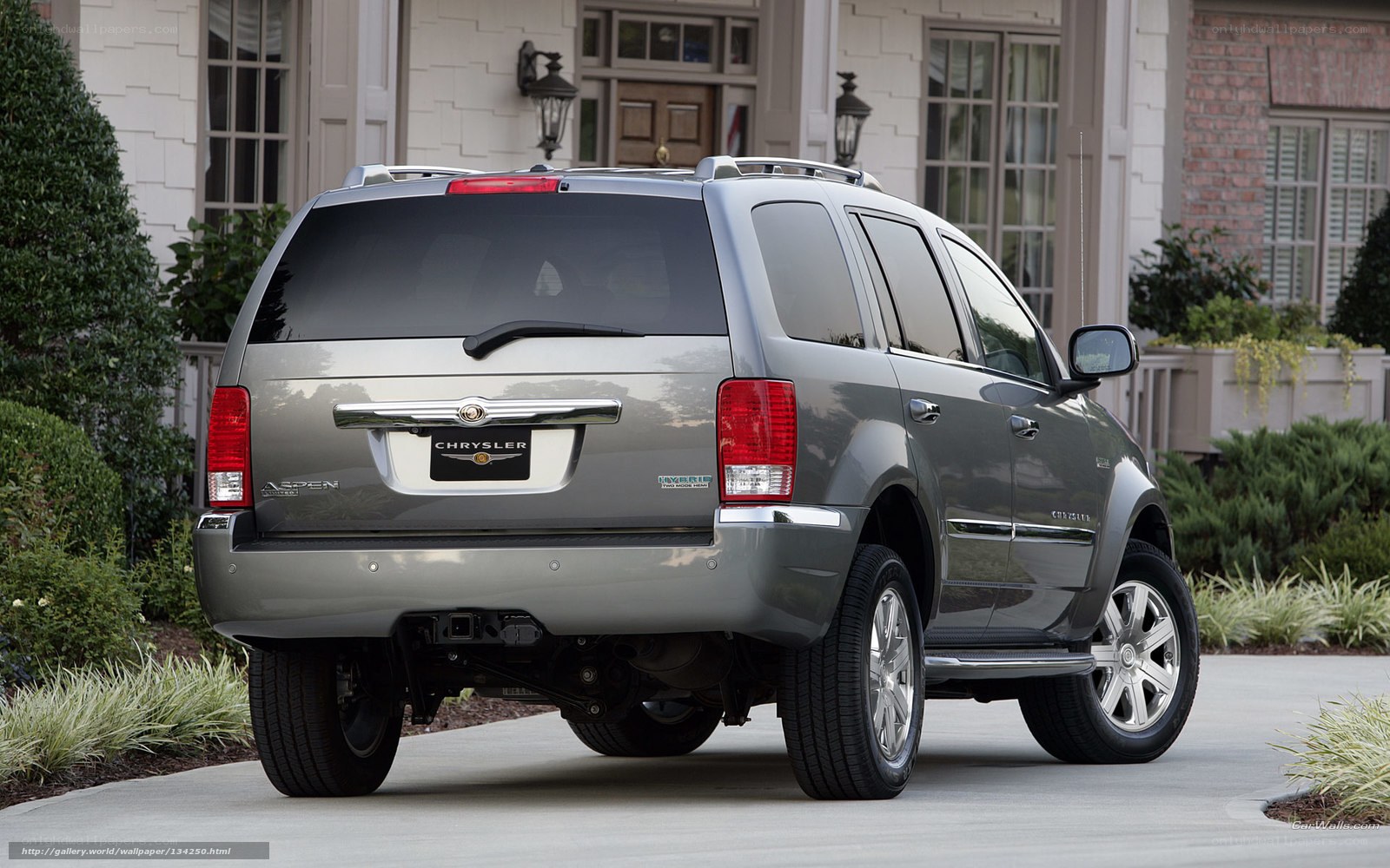 Chrysler Aspen Hybrid SUV