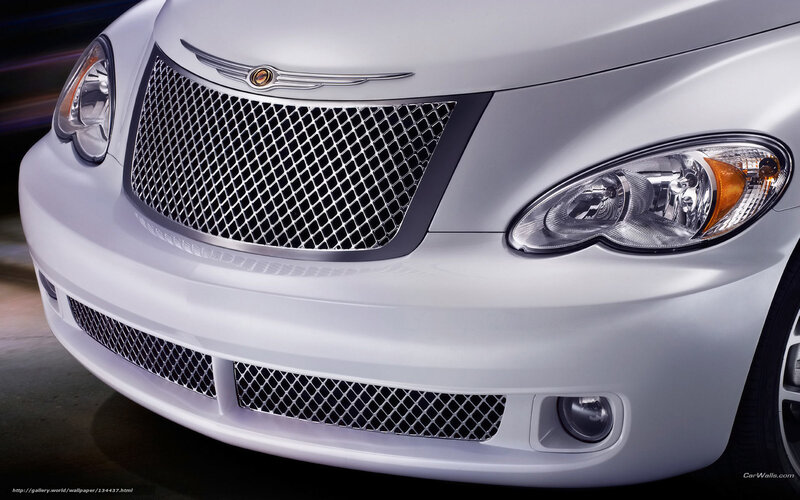 Chrysler PT Cruiser front view