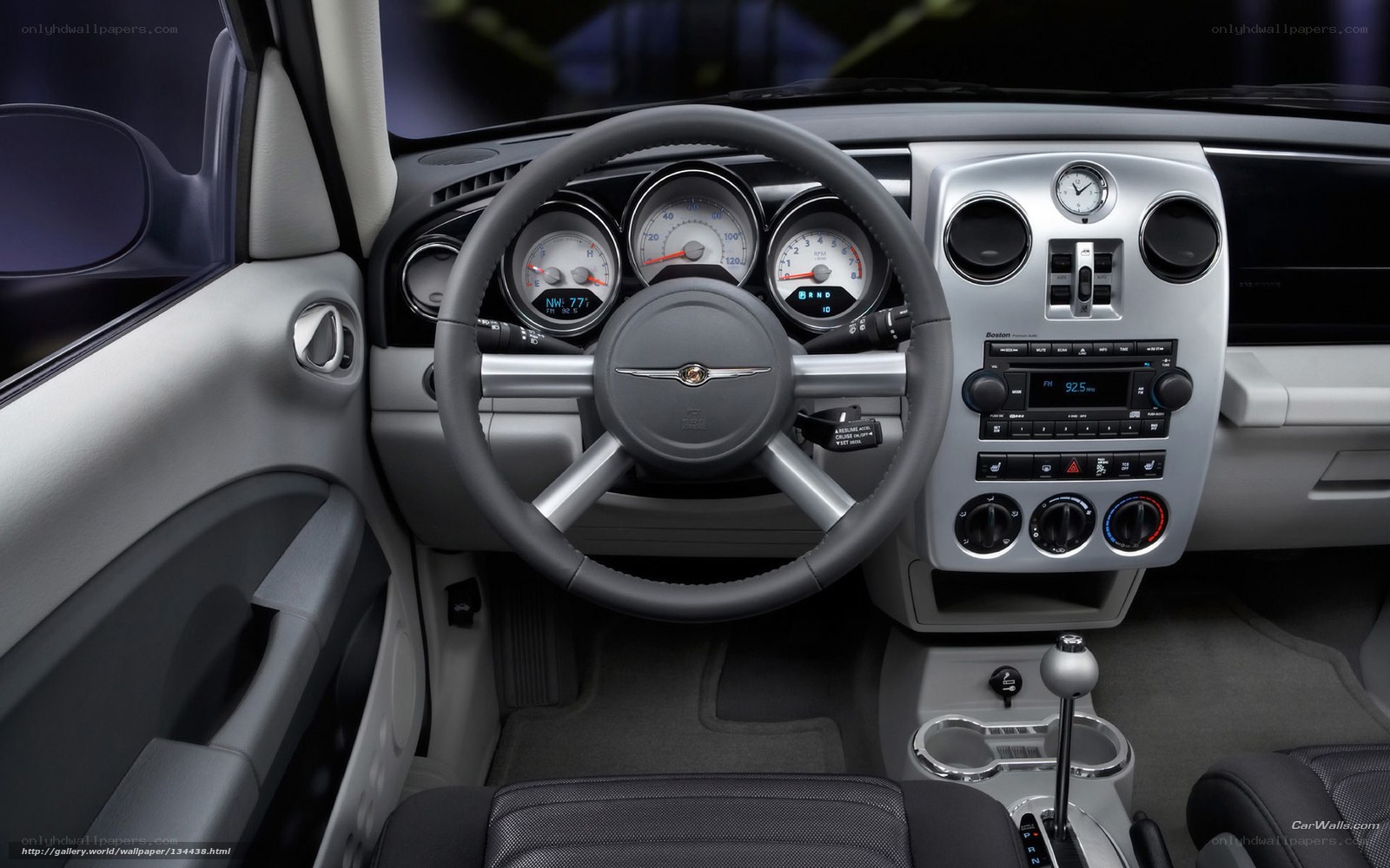 Chrysler PT Cruiser interior