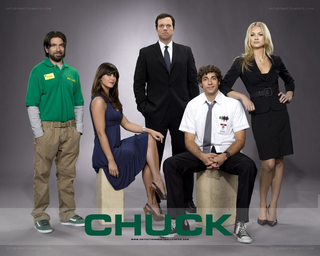 Chuck cast promotional photo