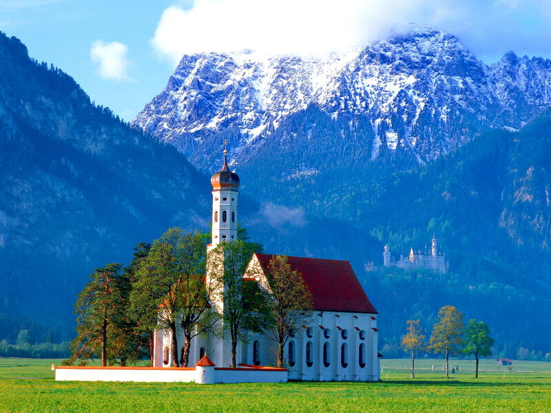 Church in Alpine Valley — Green, Serene