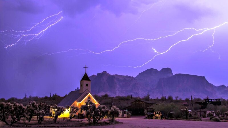 Church in Desert Storm