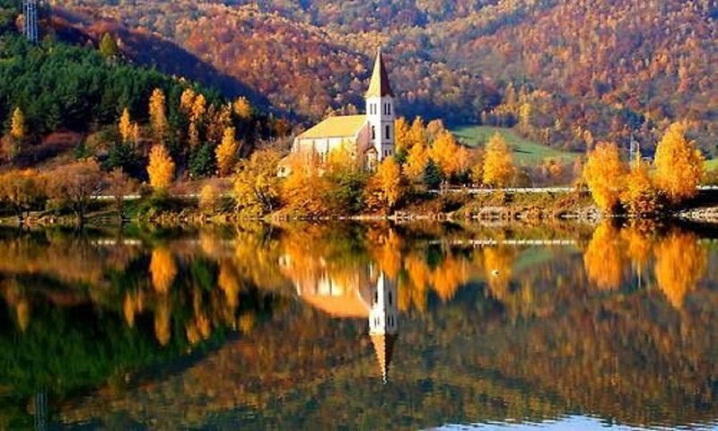 Church on Lake Shore — Yellow