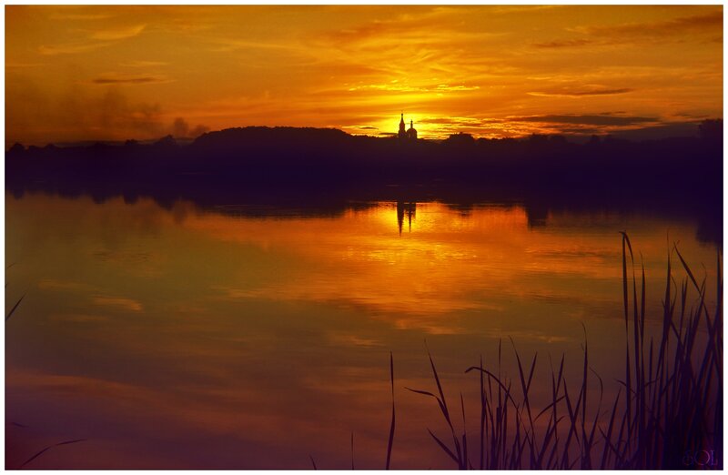 Church Silhouette at Sunset — Orange, Serene