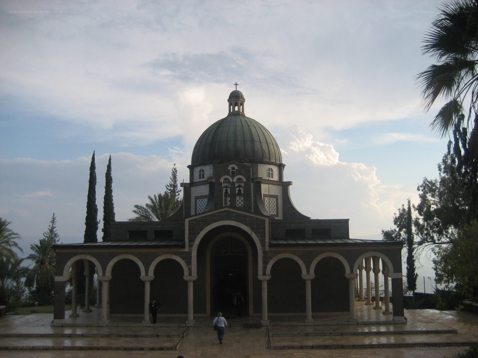 Church with a green dome