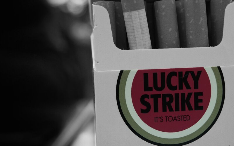 Cigarette Pack — Black