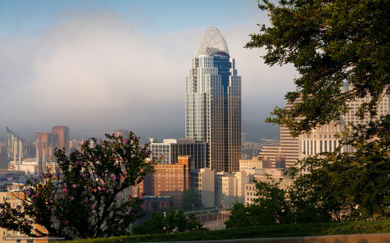 Cincinnati skyline with fog