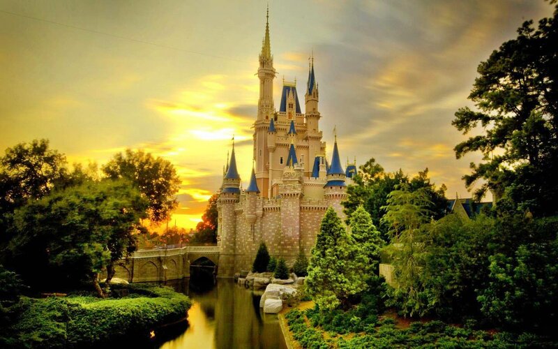 Cinderella Castle — Blue, Serene