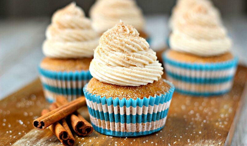 Cinnamon Cupcakes — Blue, Warm