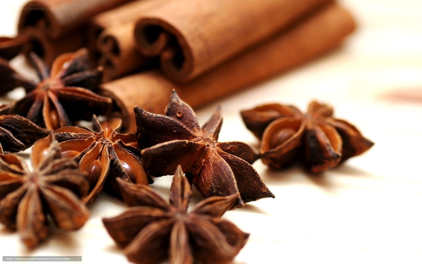cinnamon sticks and star anise
