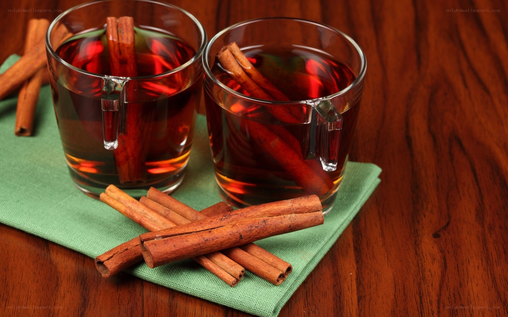 cinnamon tea in glass cups