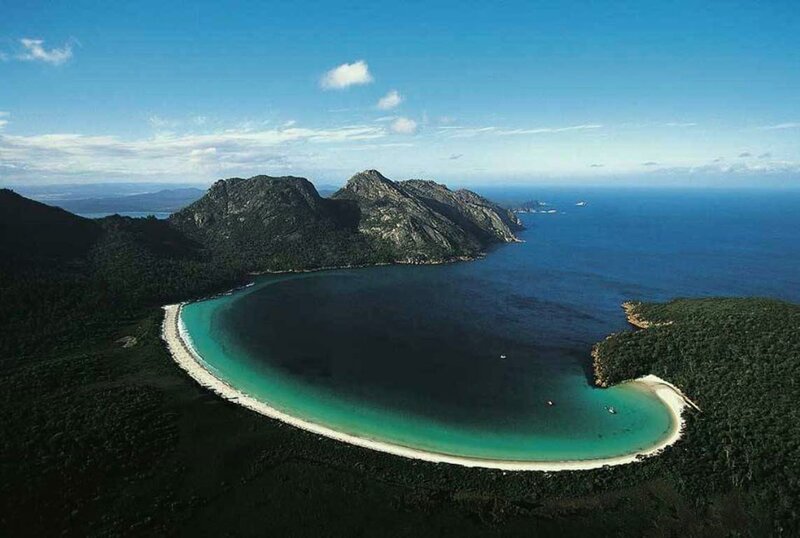 Circular Bay with White Sand — Blue