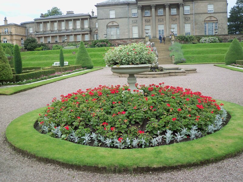 Circular Flower Bed — Green