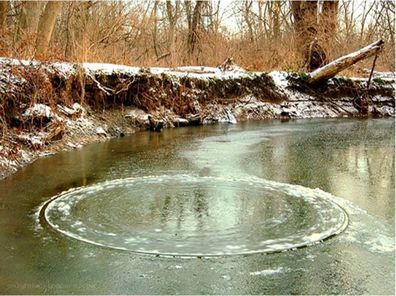 Circular ice formation in a stream