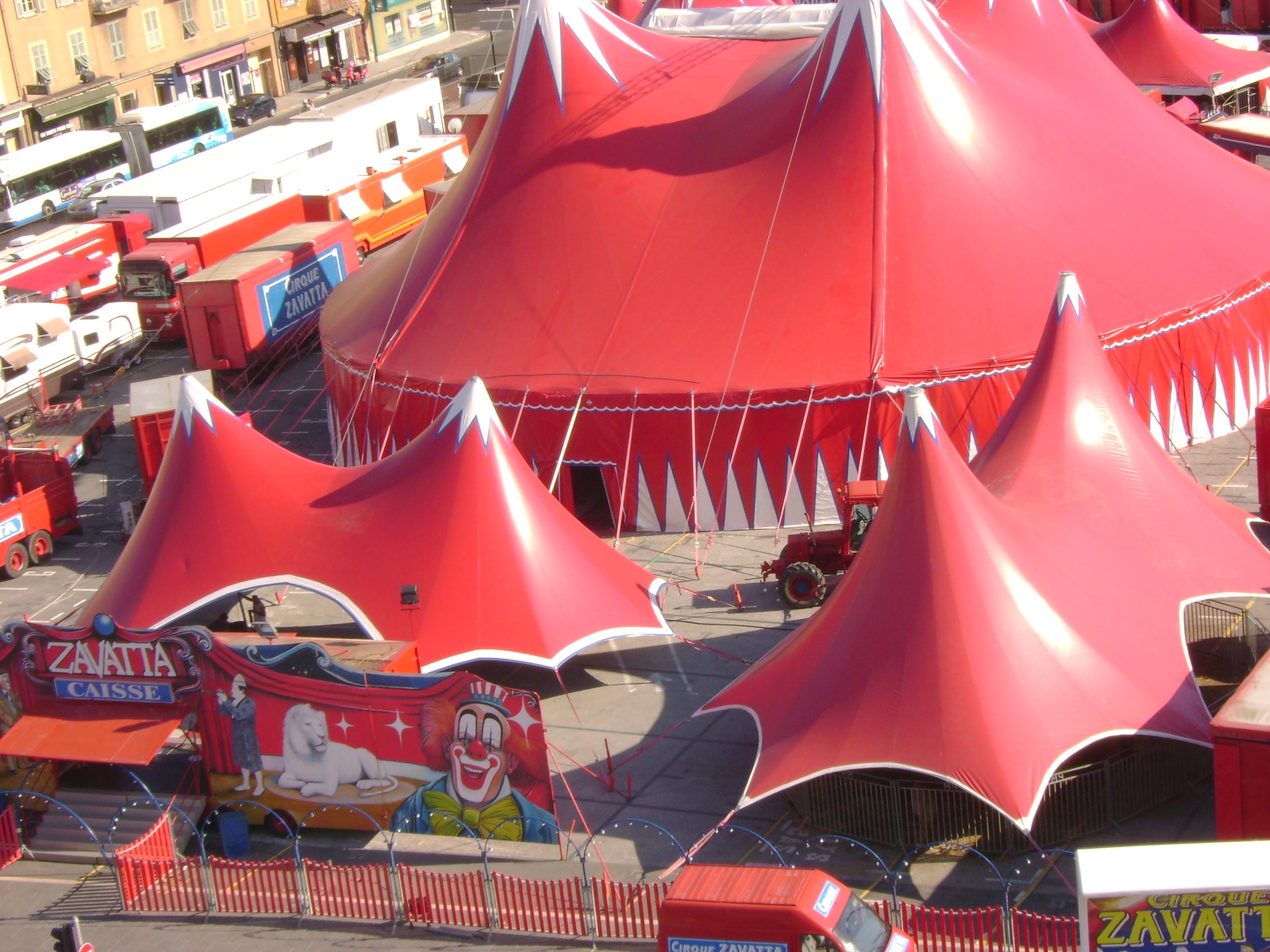 Circus Zavatta setup