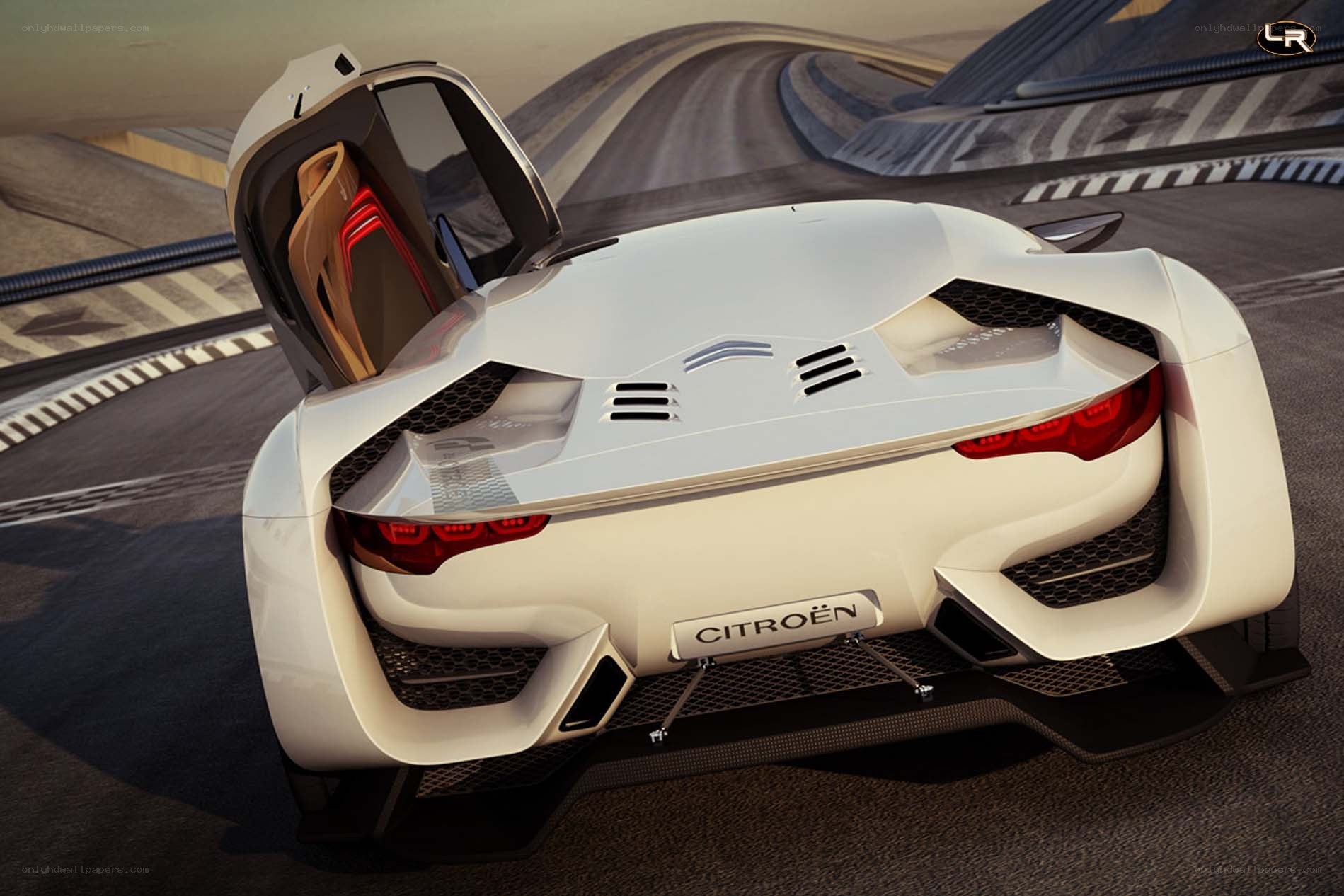 Citroën concept car on track