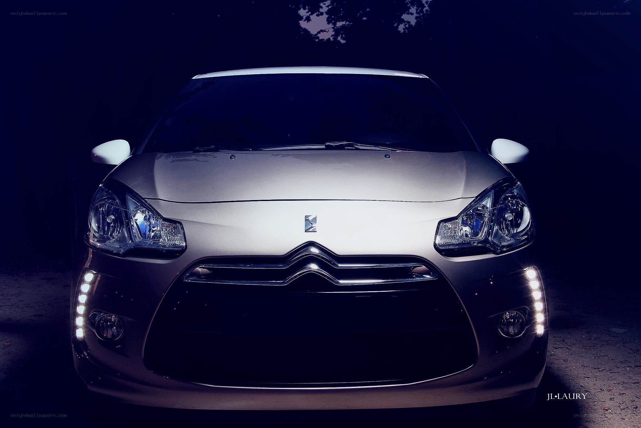 Citroën DS3 front view