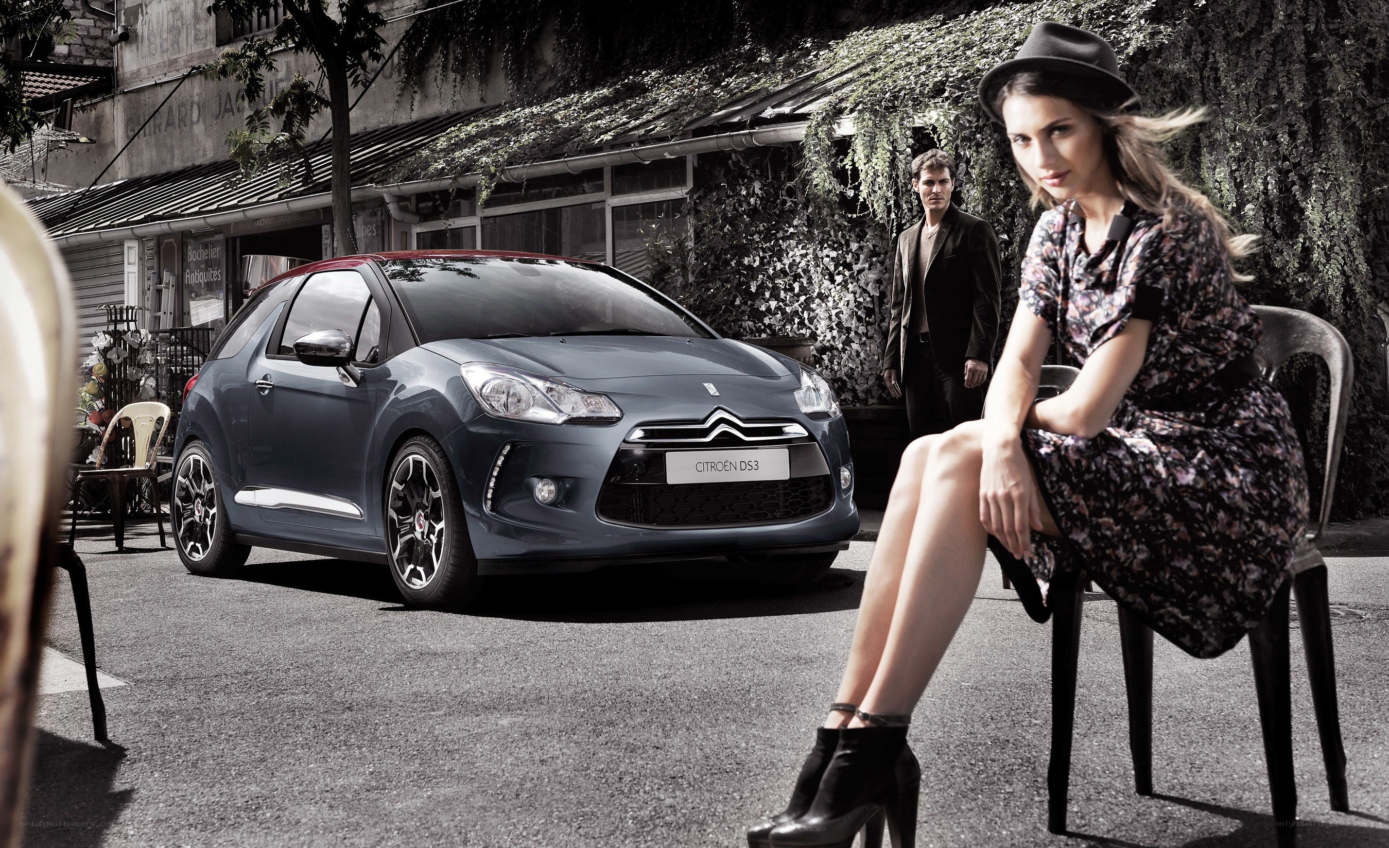 Citroën DS3 in urban setting