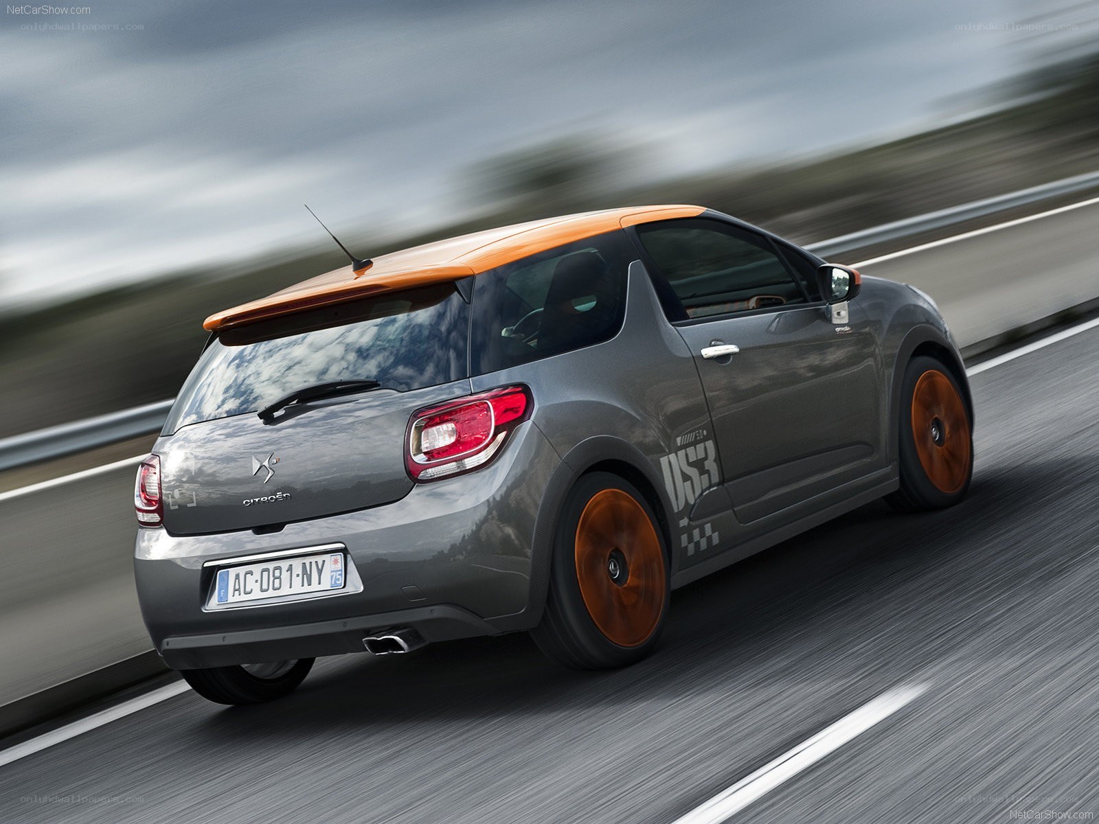 Citroën DS3 Racing in motion