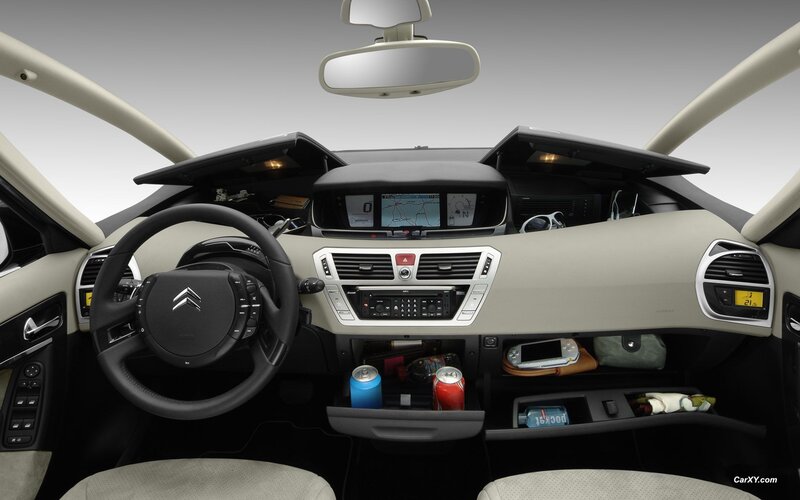 Citroen C4 Picasso interior