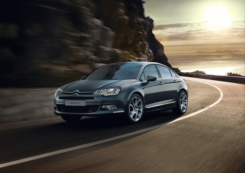 Citroen C5 on coastal road