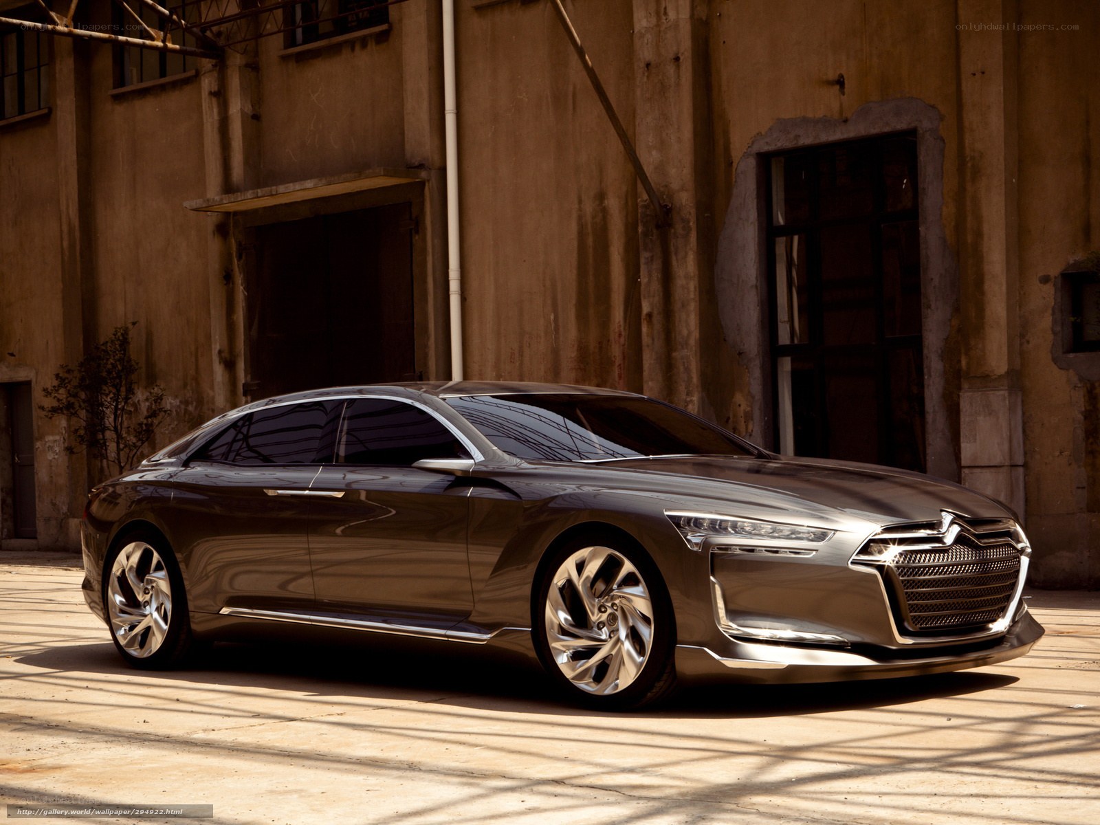 Citroen concept car in urban setting
