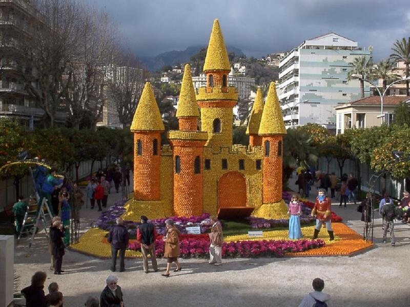Citrus Castle Sculpture