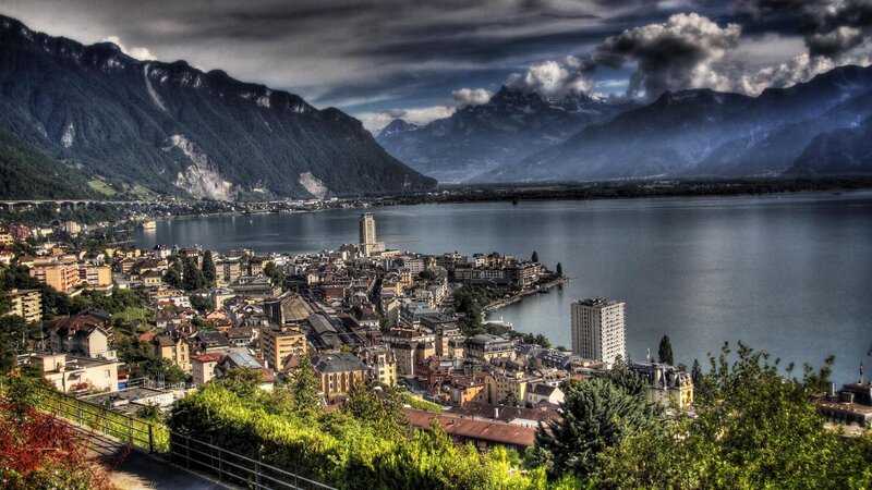 City on Lake Shore — Green