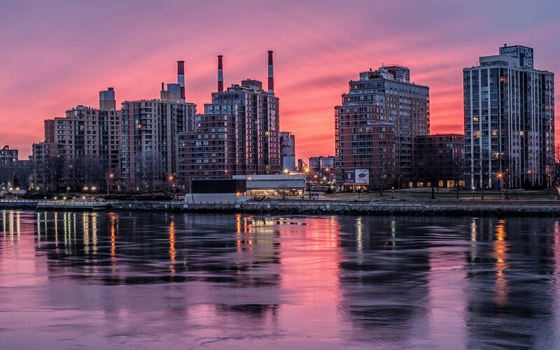 City Skyline at Sunset — Pink, Serene
