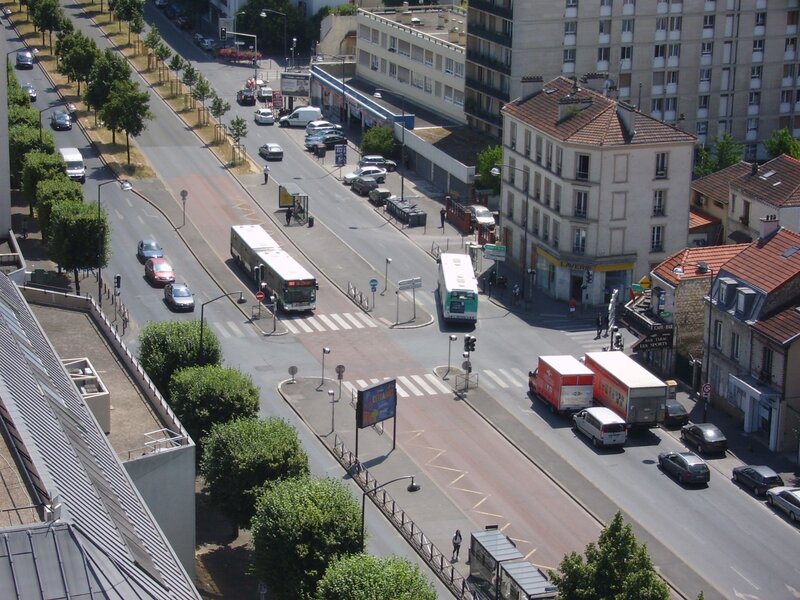 City Street Intersection — Gray, Busy