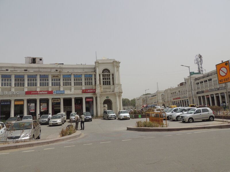 City street with colonial buildings