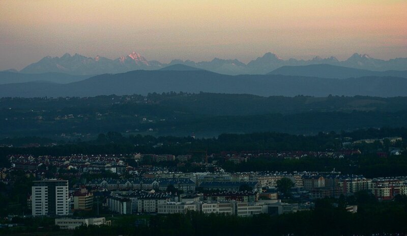 city view with distant mountains