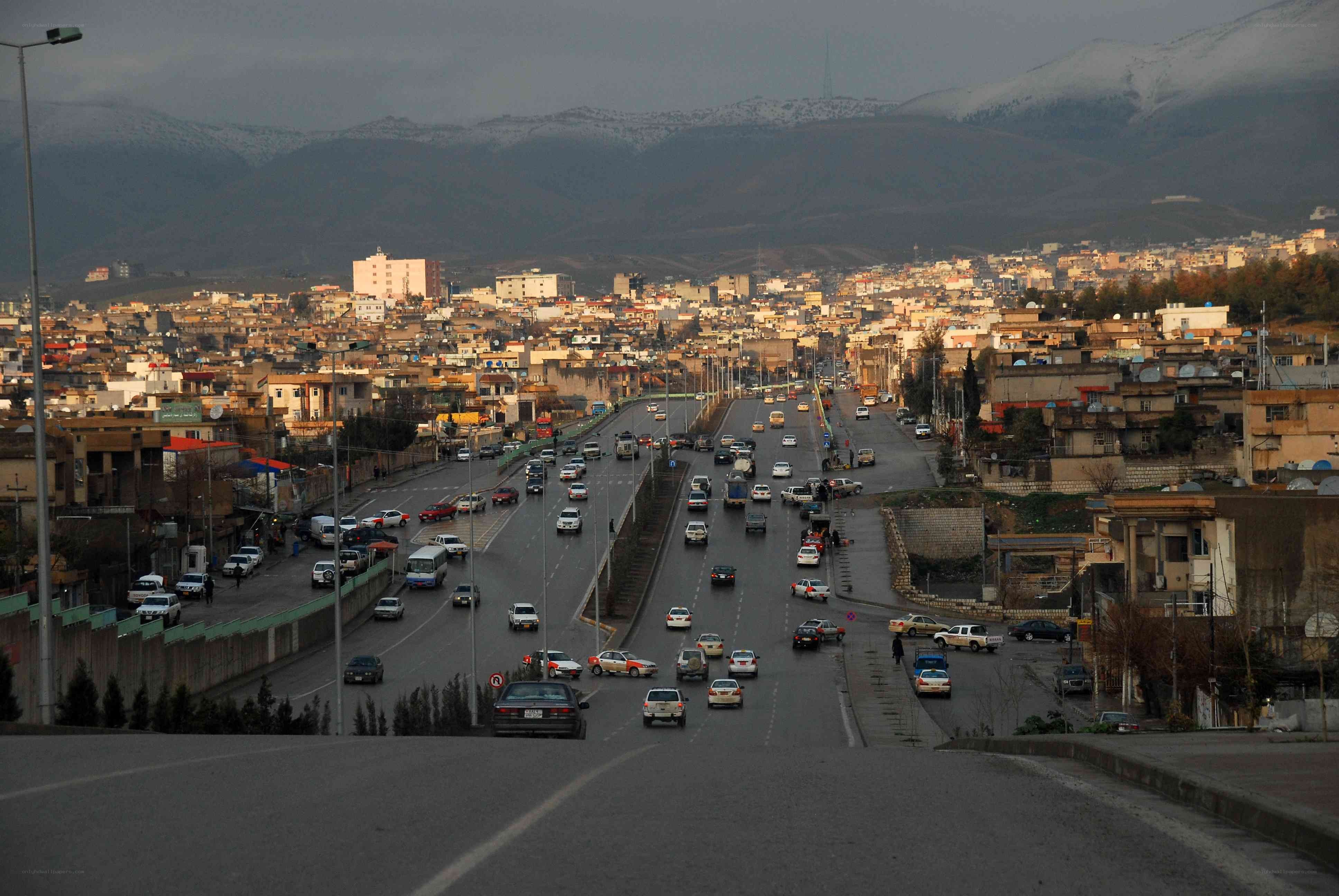 City view with mountains in background