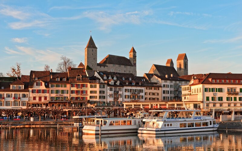 Cityscape with Boats — Blue