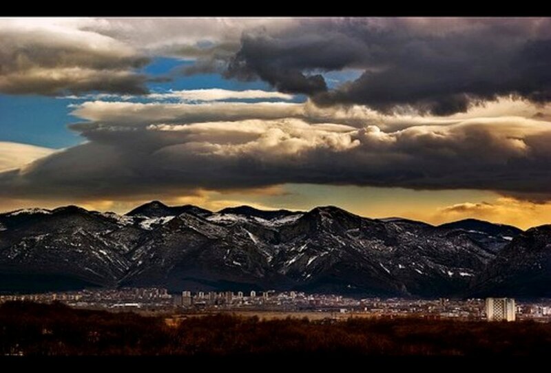 Cityscape with Mountains — Blue
