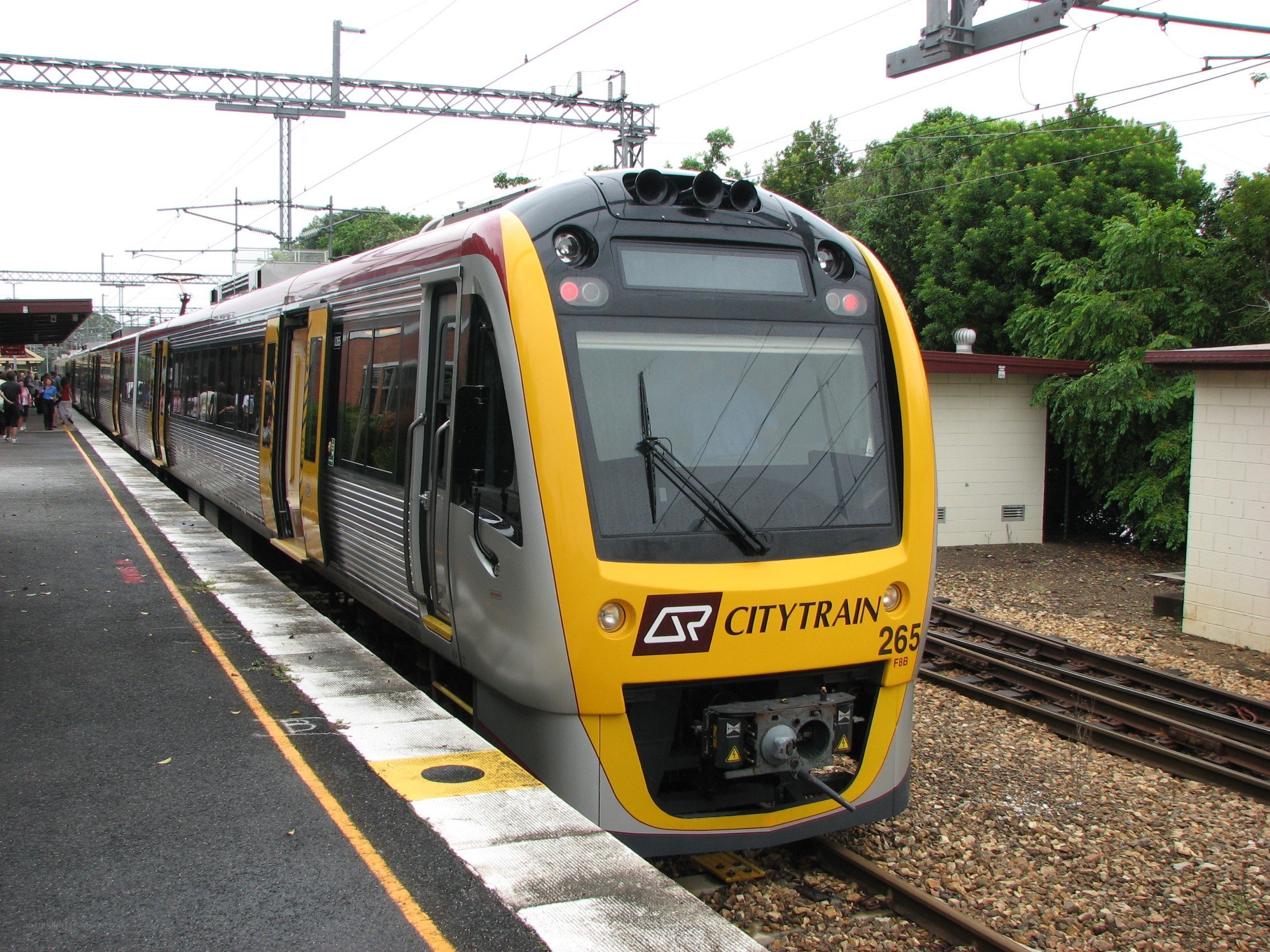 Citytrain at station platform