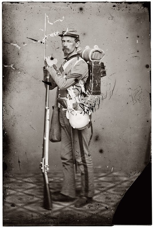 Civil War soldier with rifle