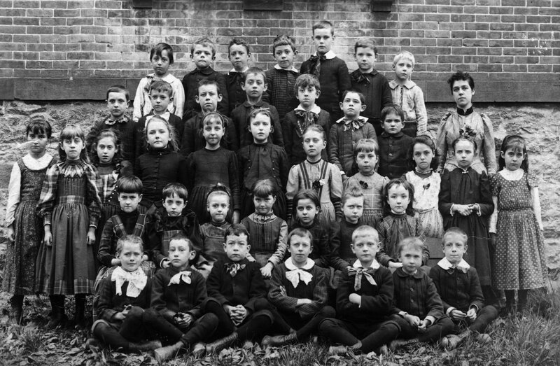 Class photo of children