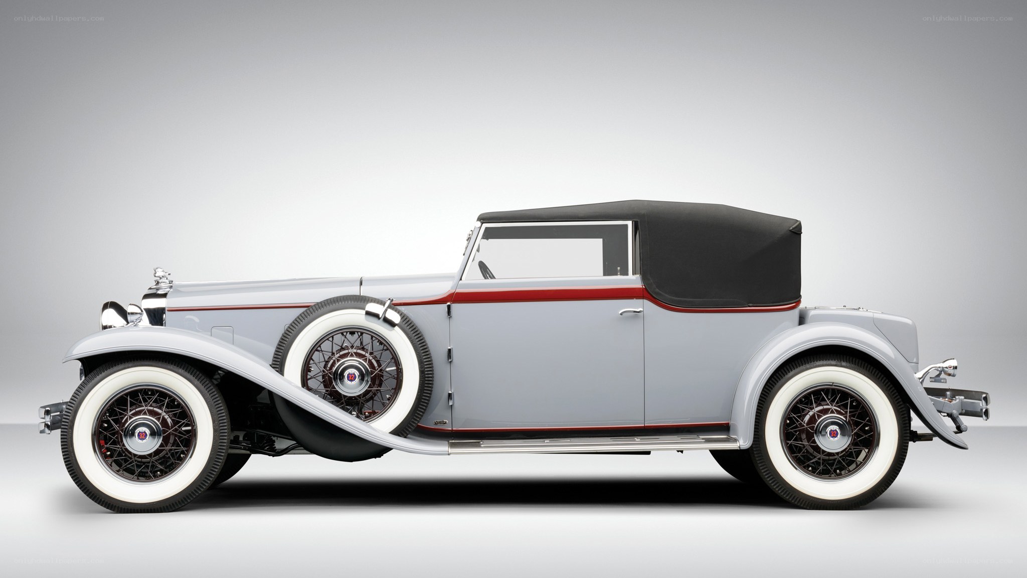 Classic 1930s convertible car
